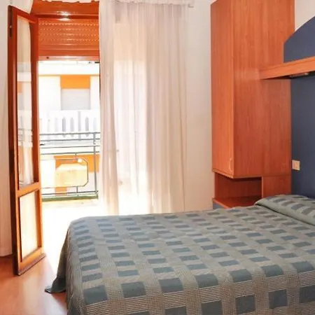 Hotel Midi Lido di Jesolo Exterior photo